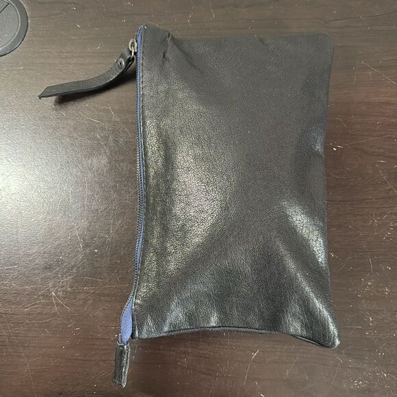 Essex Los Angeles Black Leather Up Zip Wallet Clutch Card Check Bills Holder - Picture 2 of 9